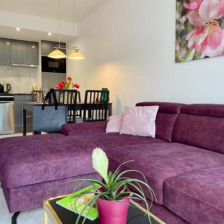 Lilie Appartement In Heviz Mit Tiefgarage, New And Modern Exterior photo